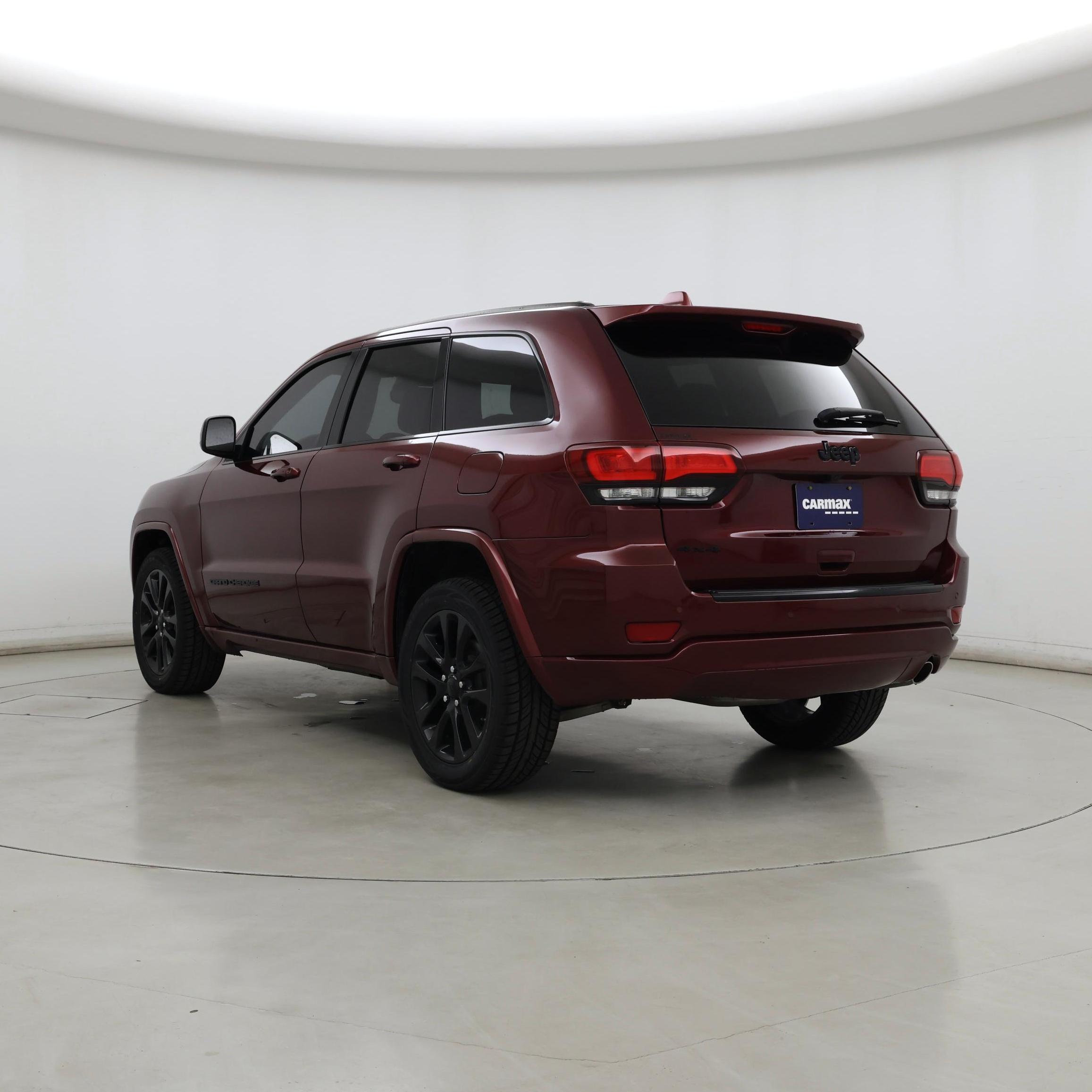 Thumbnail: 2018 Jeep Grand Cherokee - 2