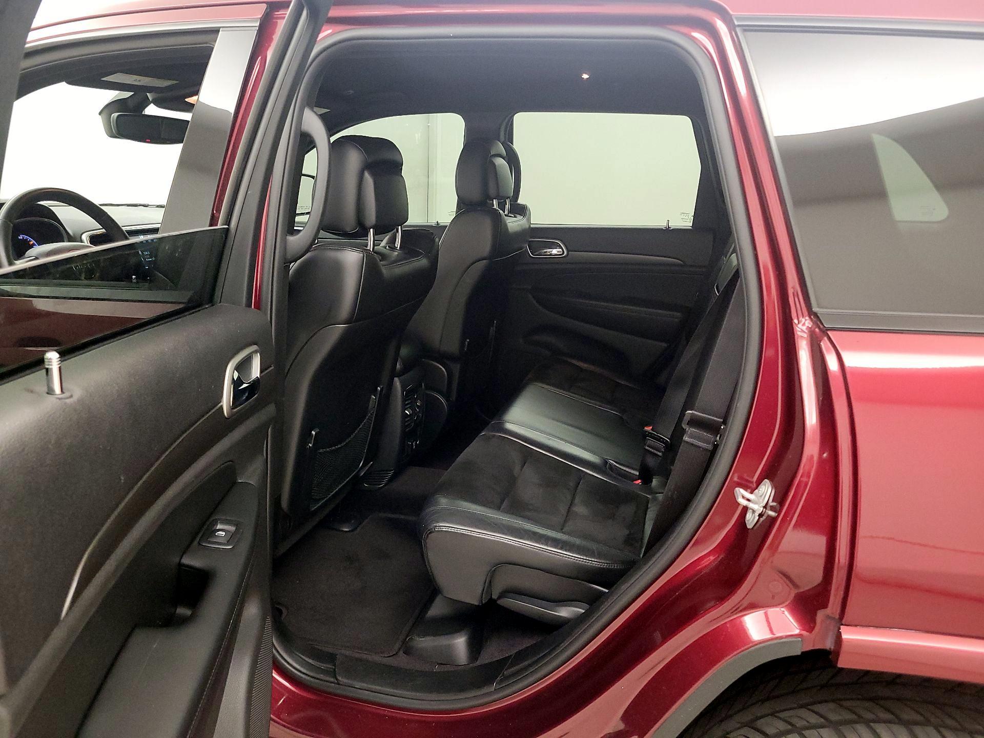 Thumbnail: 2018 Jeep Grand Cherokee - 20