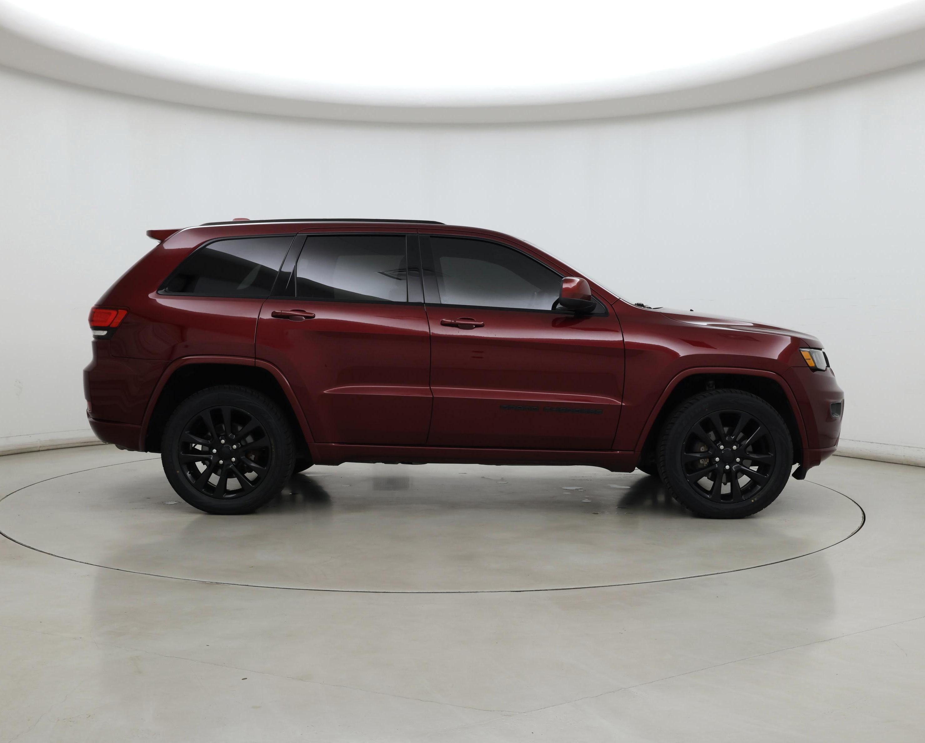 Thumbnail: 2018 Jeep Grand Cherokee - 7
