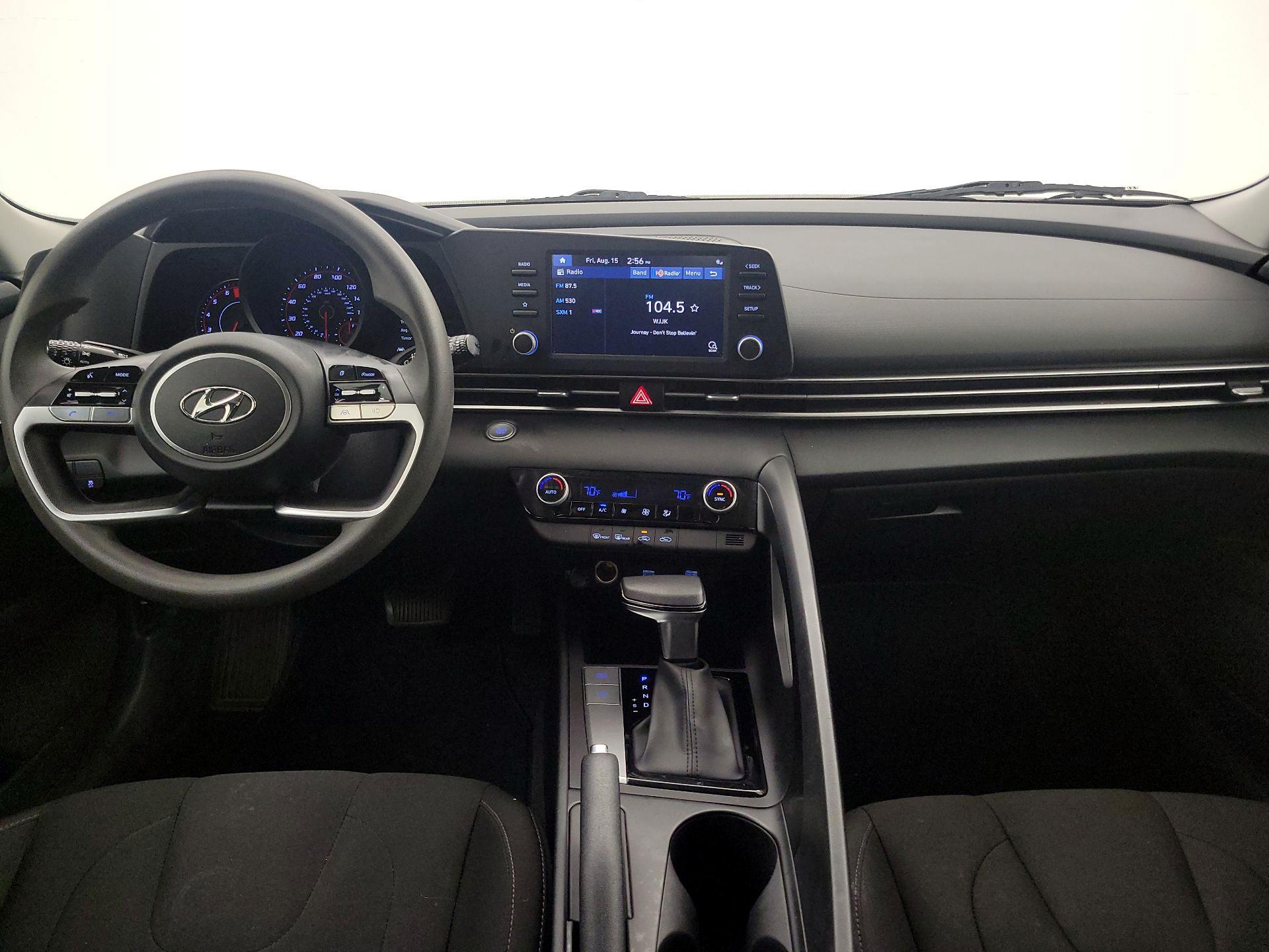 Thumbnail: 2023 Hyundai Elantra - 9