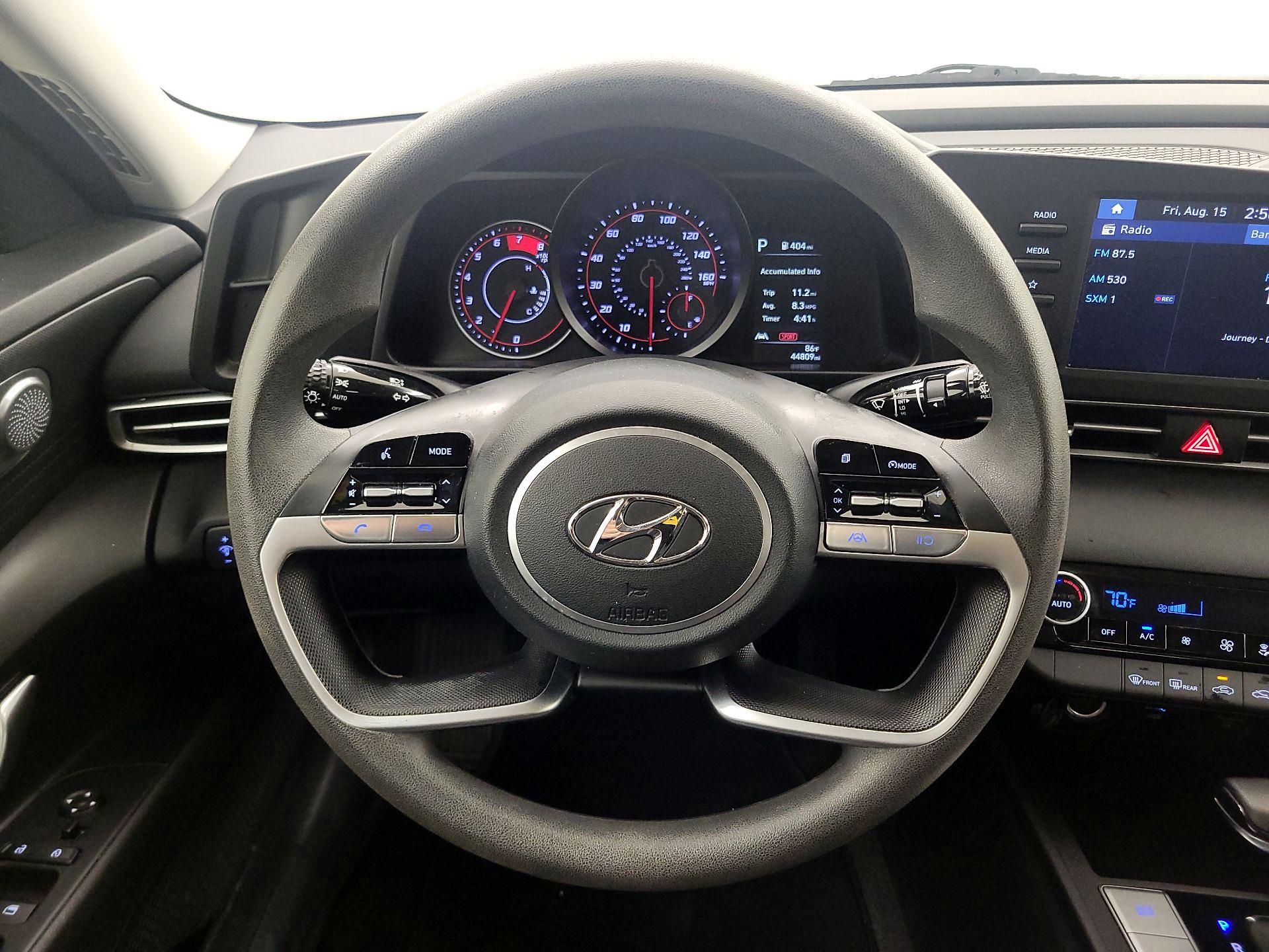 Thumbnail: 2023 Hyundai Elantra - 10