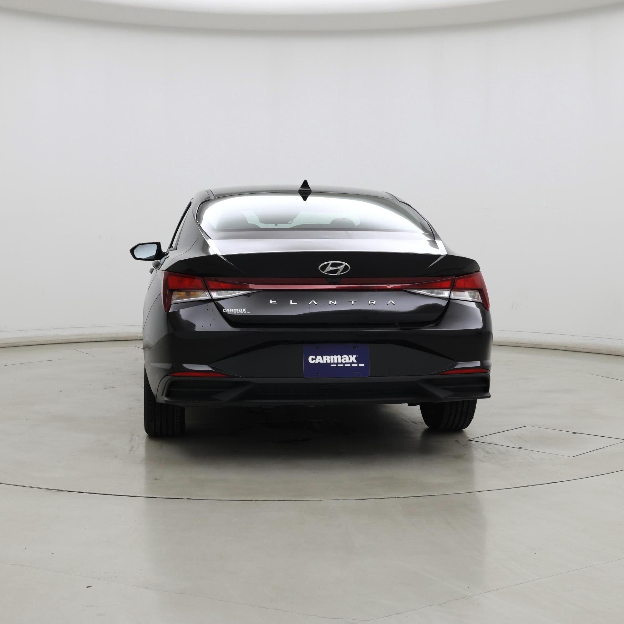 Thumbnail: 2023 Hyundai Elantra - 6