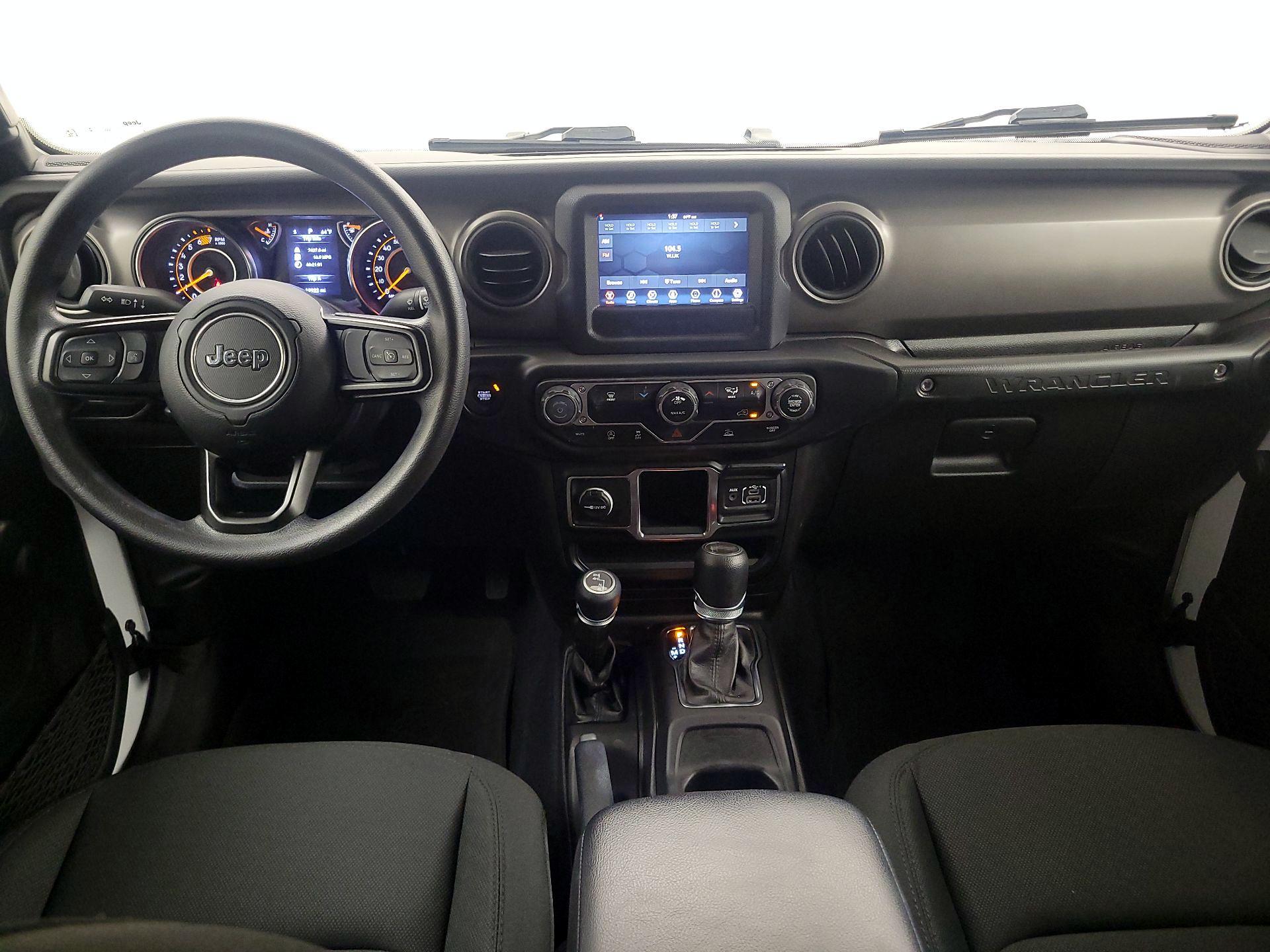 Thumbnail: 2022 Jeep Wrangler - 9
