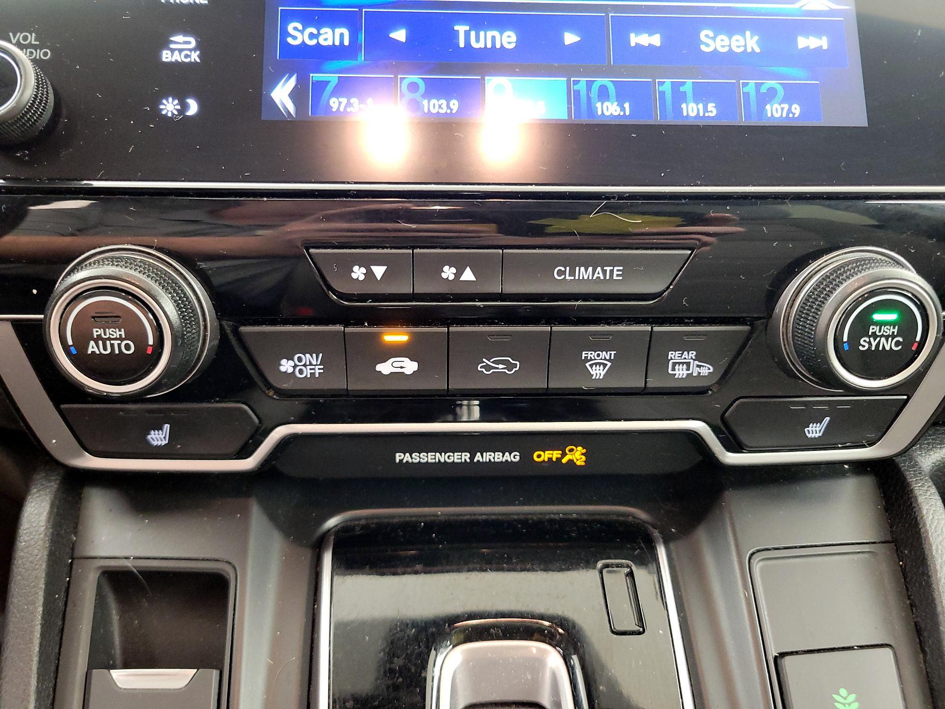 Thumbnail: 2018 Honda CR-V - 17