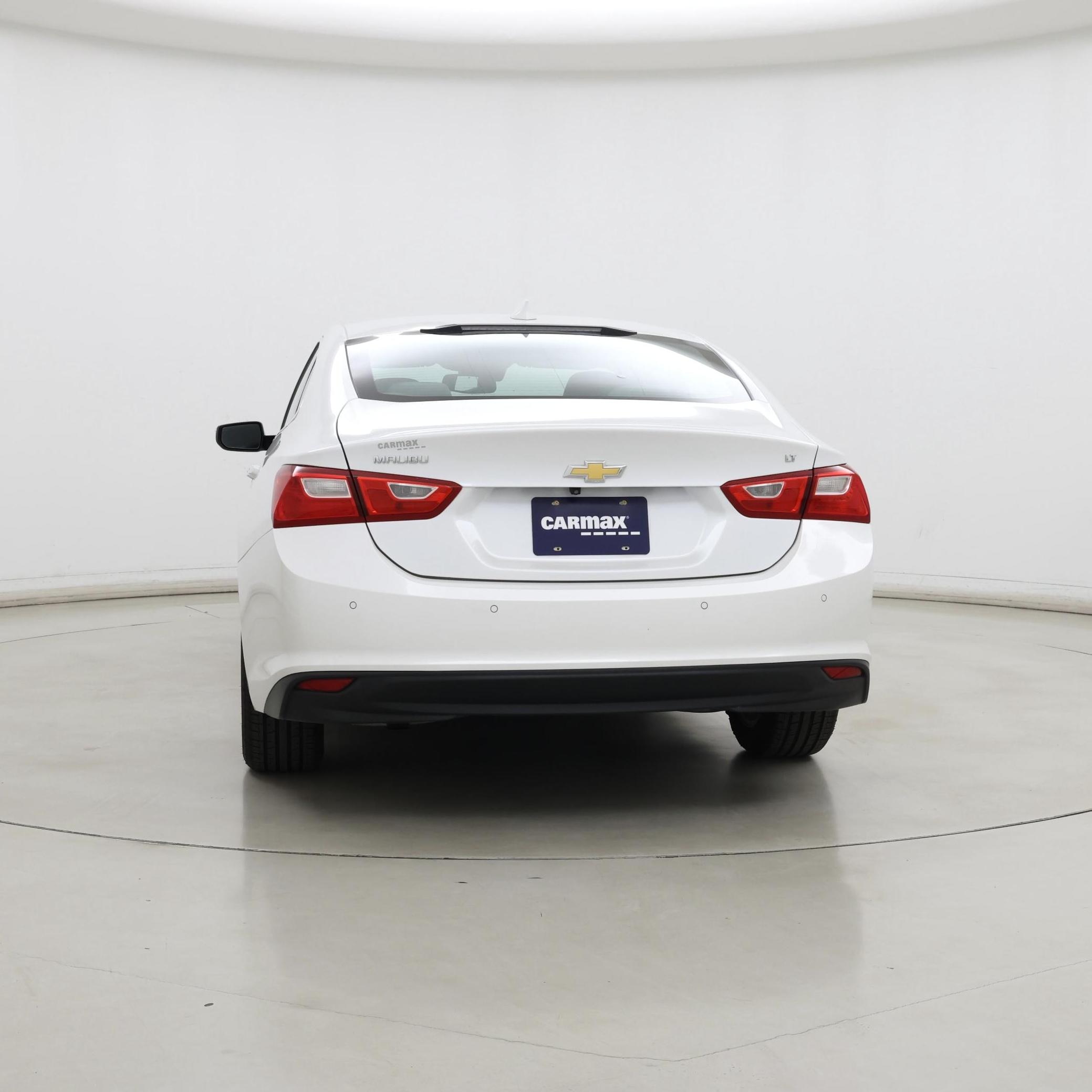 Thumbnail: 2016 Chevrolet Malibu - 6