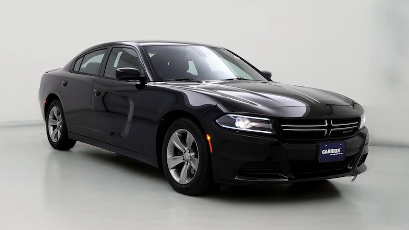 2015 Dodge Charger SE Hero Image