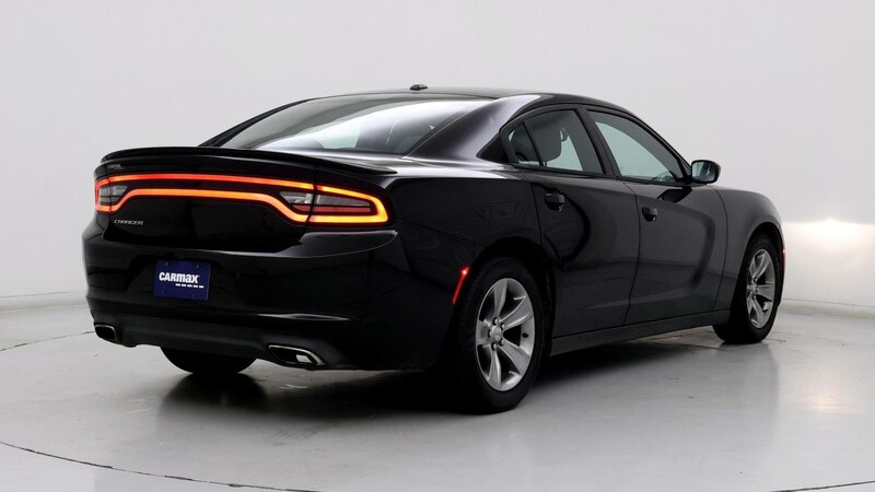 2015 Dodge Charger SE 8