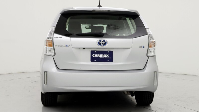 2013 Toyota Prius v Five 6