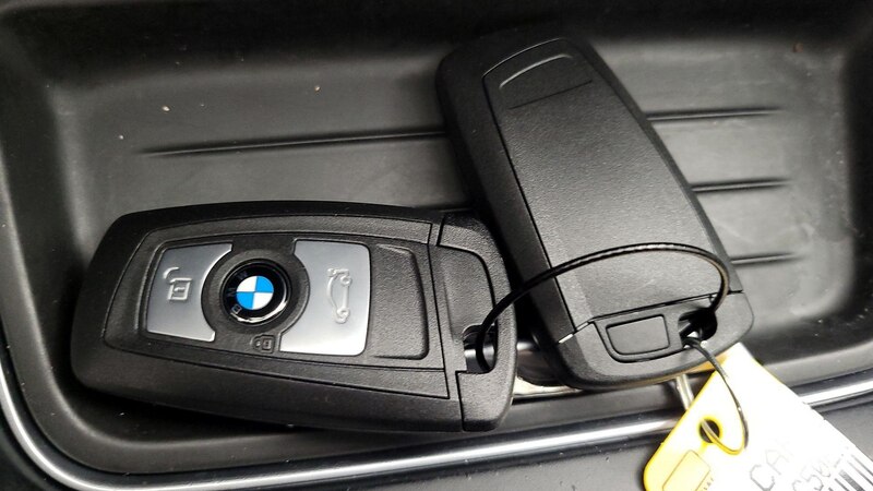 2014 BMW 3 Series 320i 21