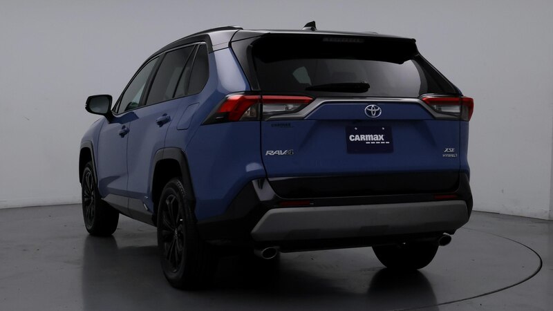 2023 Toyota RAV4 XSE 2