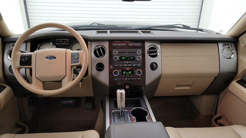 2014 Ford Expedition XLT 9