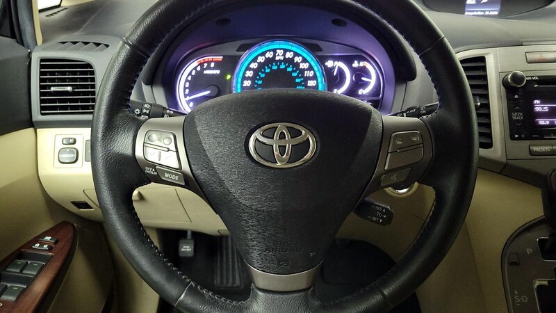 2012 Toyota Venza XLE 10