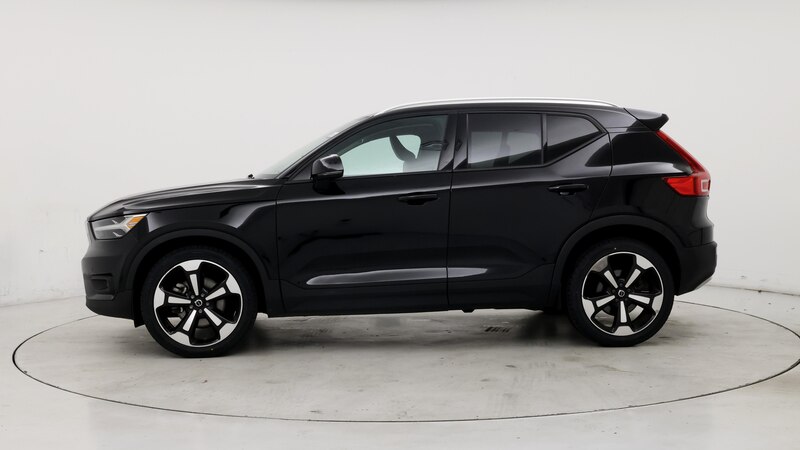 2021 Volvo XC40 T5 Momentum 3