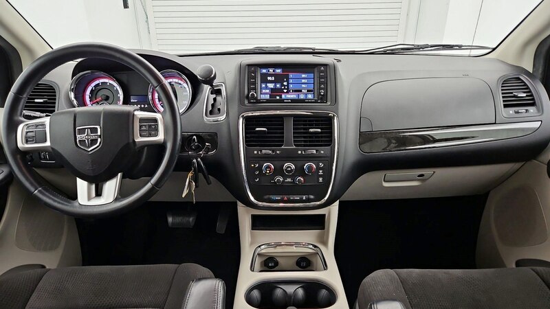 2013 Dodge Grand Caravan SXT 9