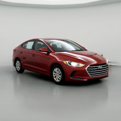 Red 2018 Hyundai Elantra SE