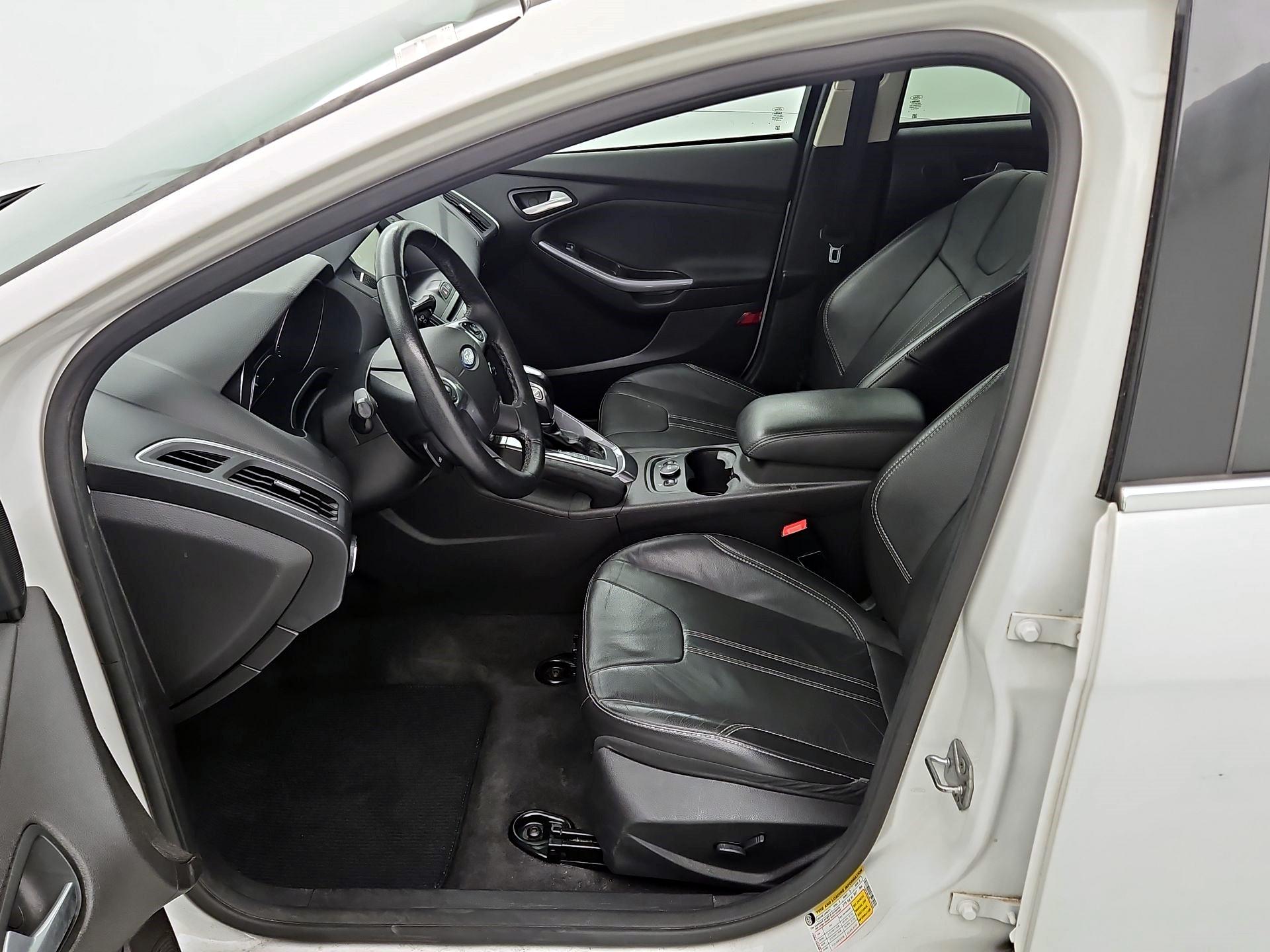 Thumbnail: 2014 Ford Focus - 11