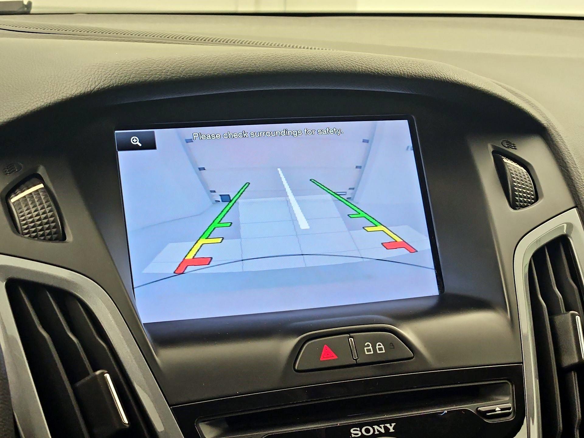 Thumbnail: 2014 Ford Focus - 14