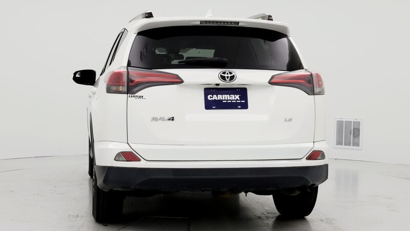 2017 Toyota RAV4 LE 6