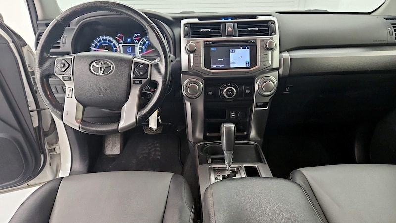 2015 Toyota 4Runner SR5 9