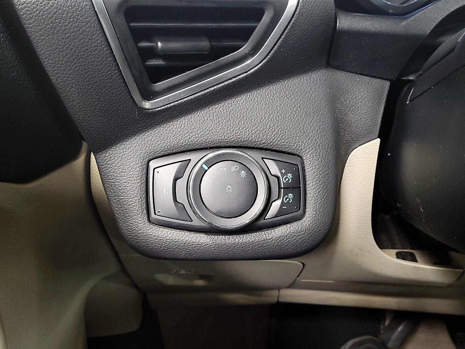 Thumbnail: 2013 Ford C-Max - 13