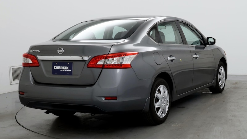 2015 Nissan Sentra S 8