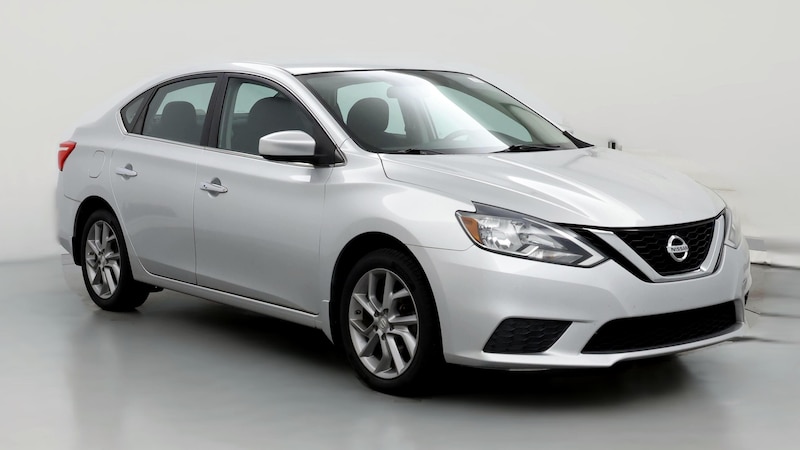 2016 Nissan Sentra SV Hero Image