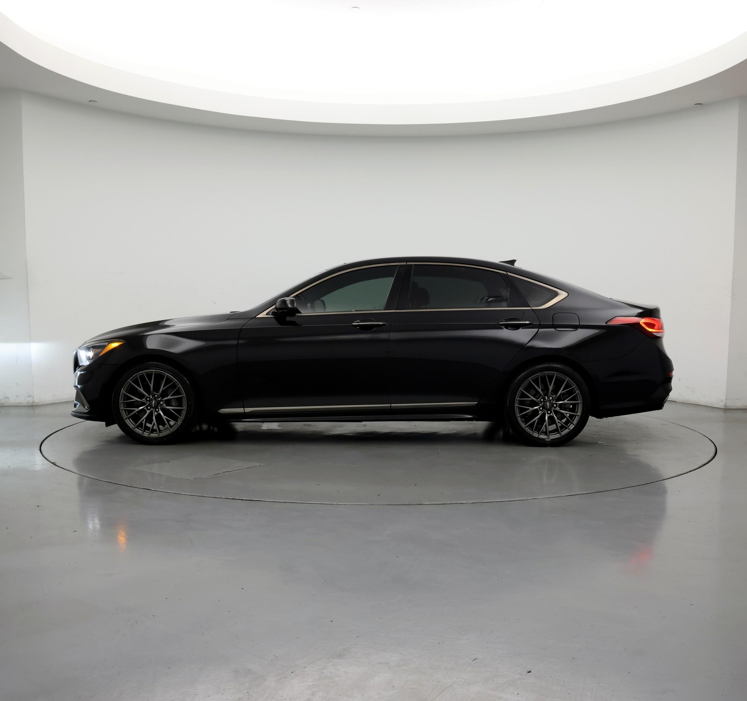 Thumbnail: 2018 Genesis G80 - 3