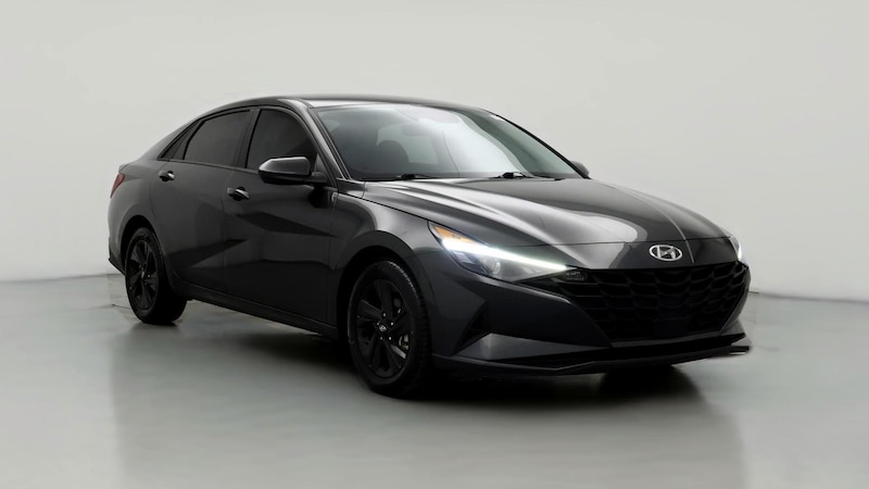 2022 Hyundai Elantra SEL Hero Image