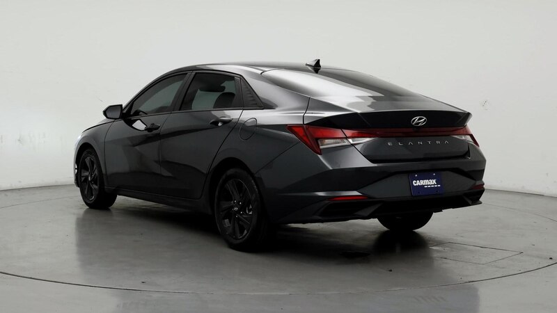 2022 Hyundai Elantra SEL 2