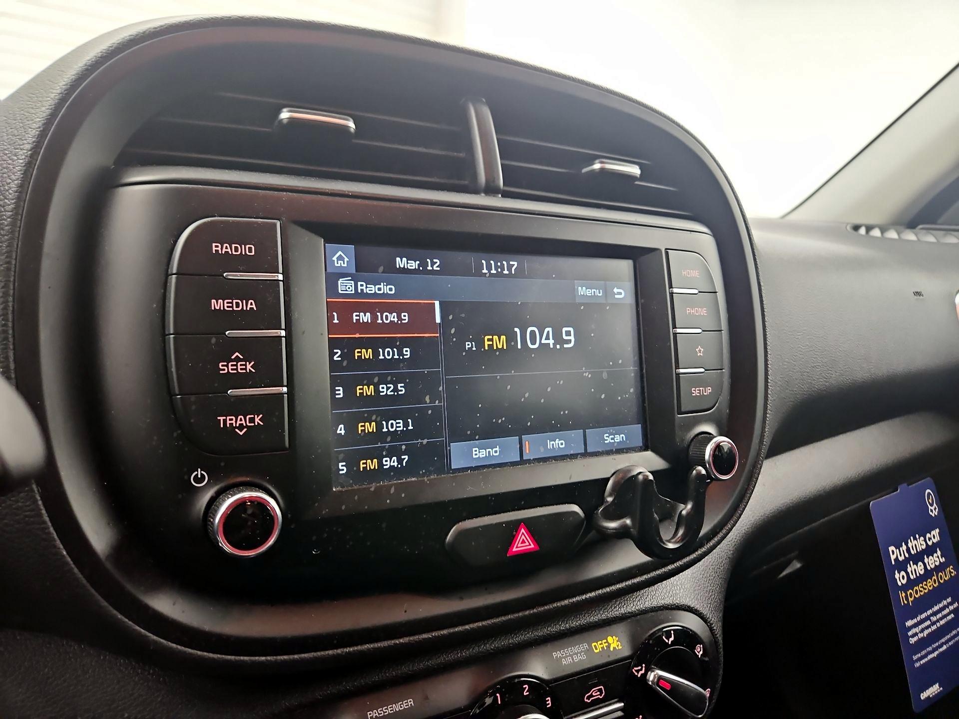 Thumbnail: 2020 Kia Soul - 13