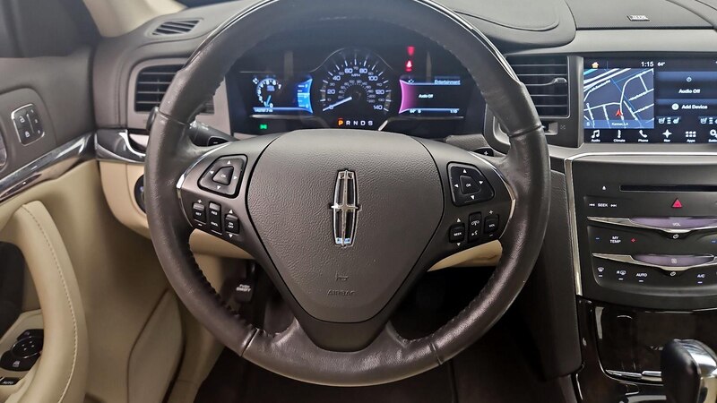 2016 Lincoln MKS  10