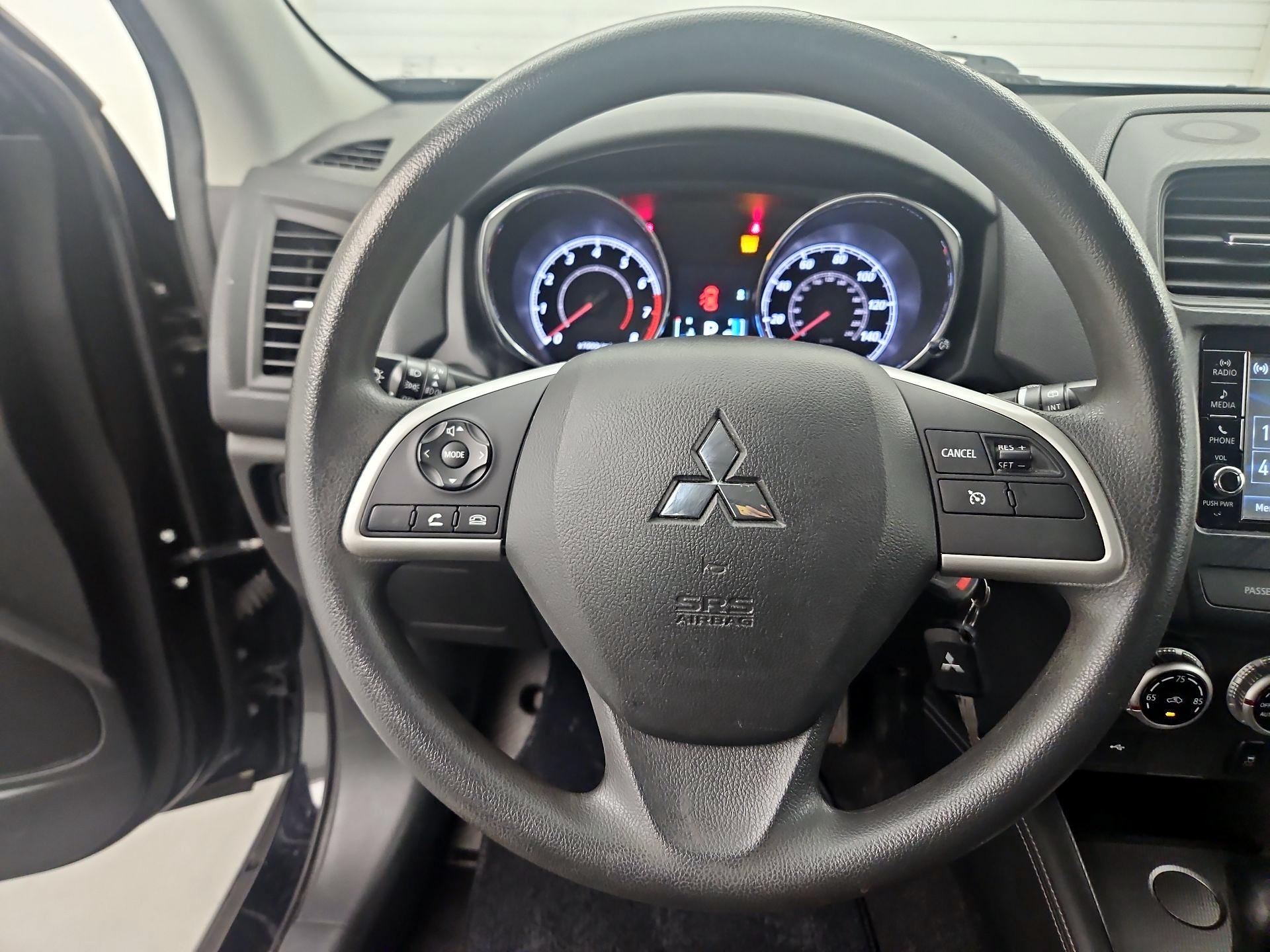 Thumbnail: 2020 Mitsubishi Outlander Sport - 10