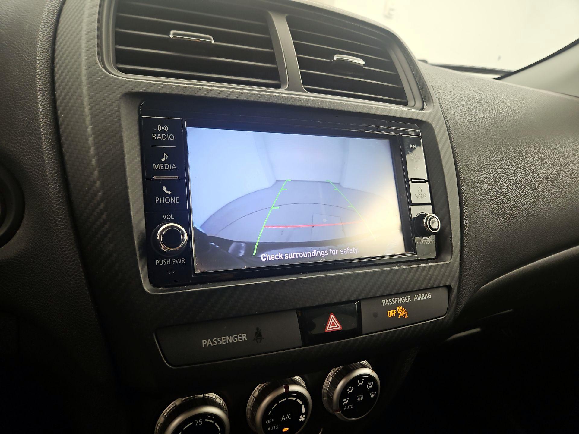 Thumbnail: 2020 Mitsubishi Outlander Sport - 13