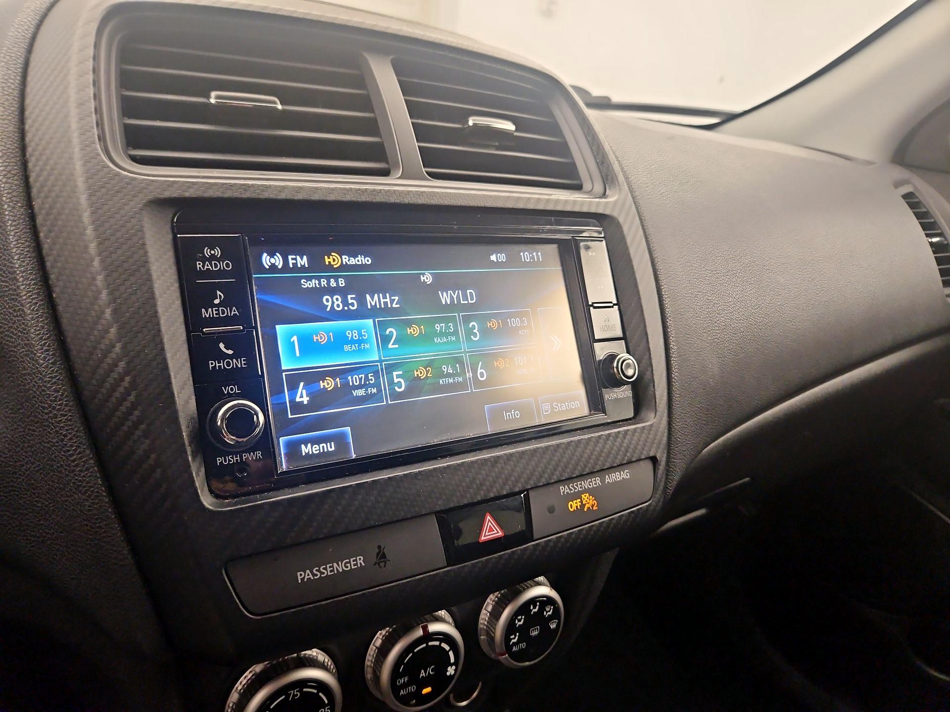 Thumbnail: 2020 Mitsubishi Outlander Sport - 14