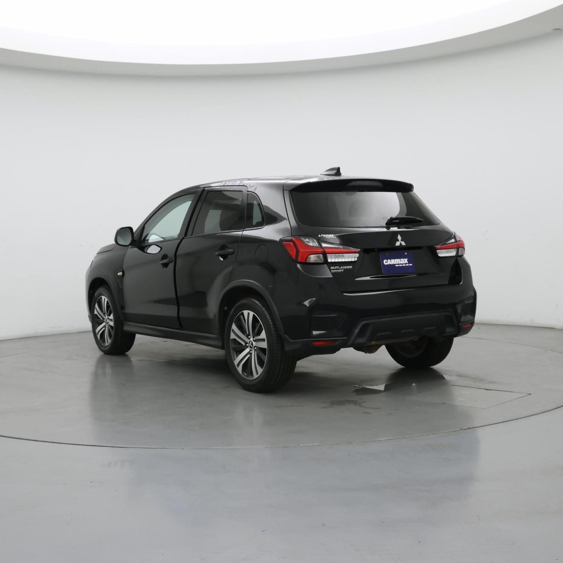 Thumbnail: 2020 Mitsubishi Outlander Sport - 2