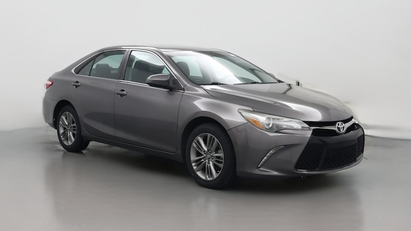 2017 Toyota Camry SE Hero Image