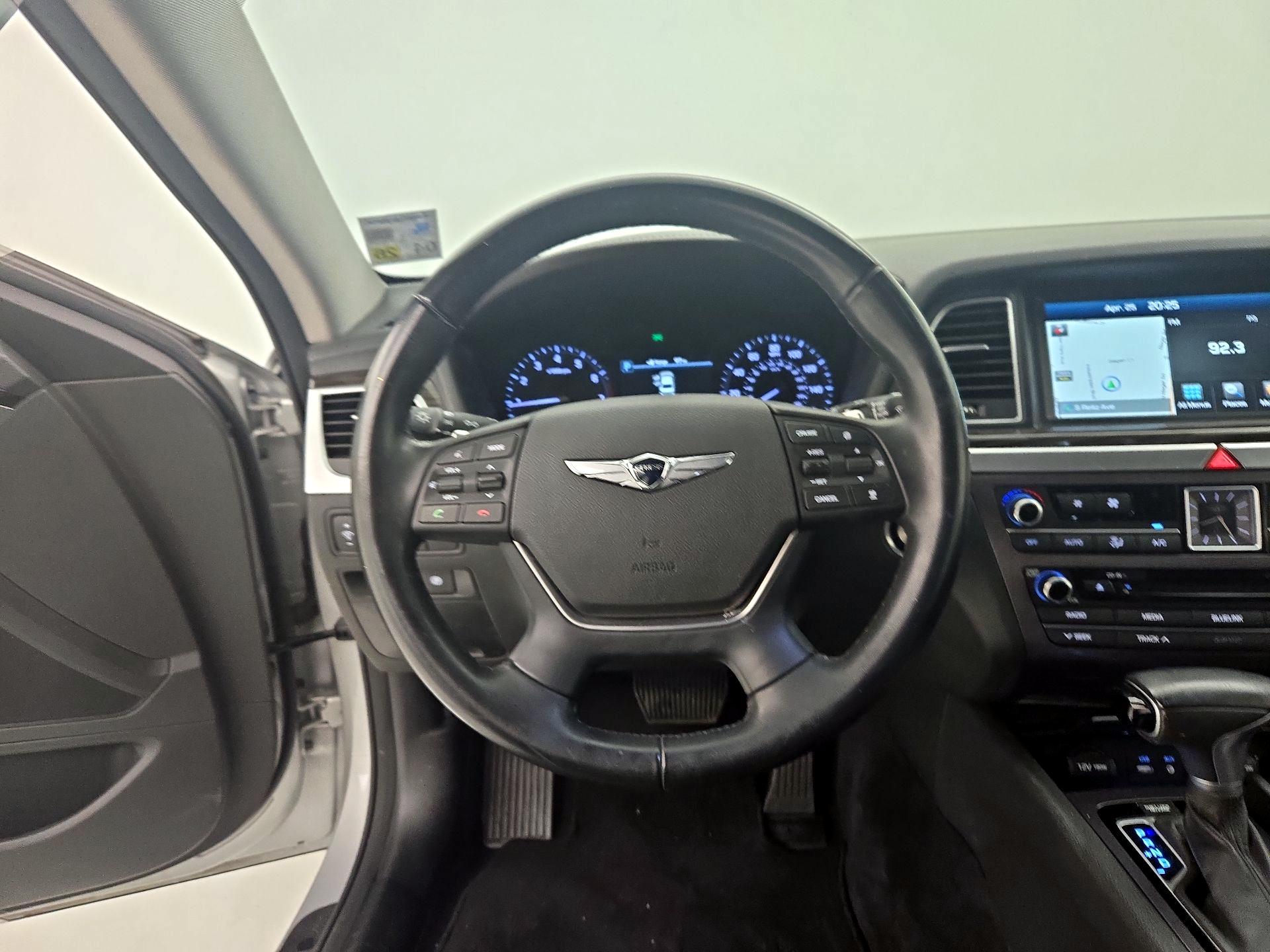 Thumbnail: 2018 Genesis G80 - 10