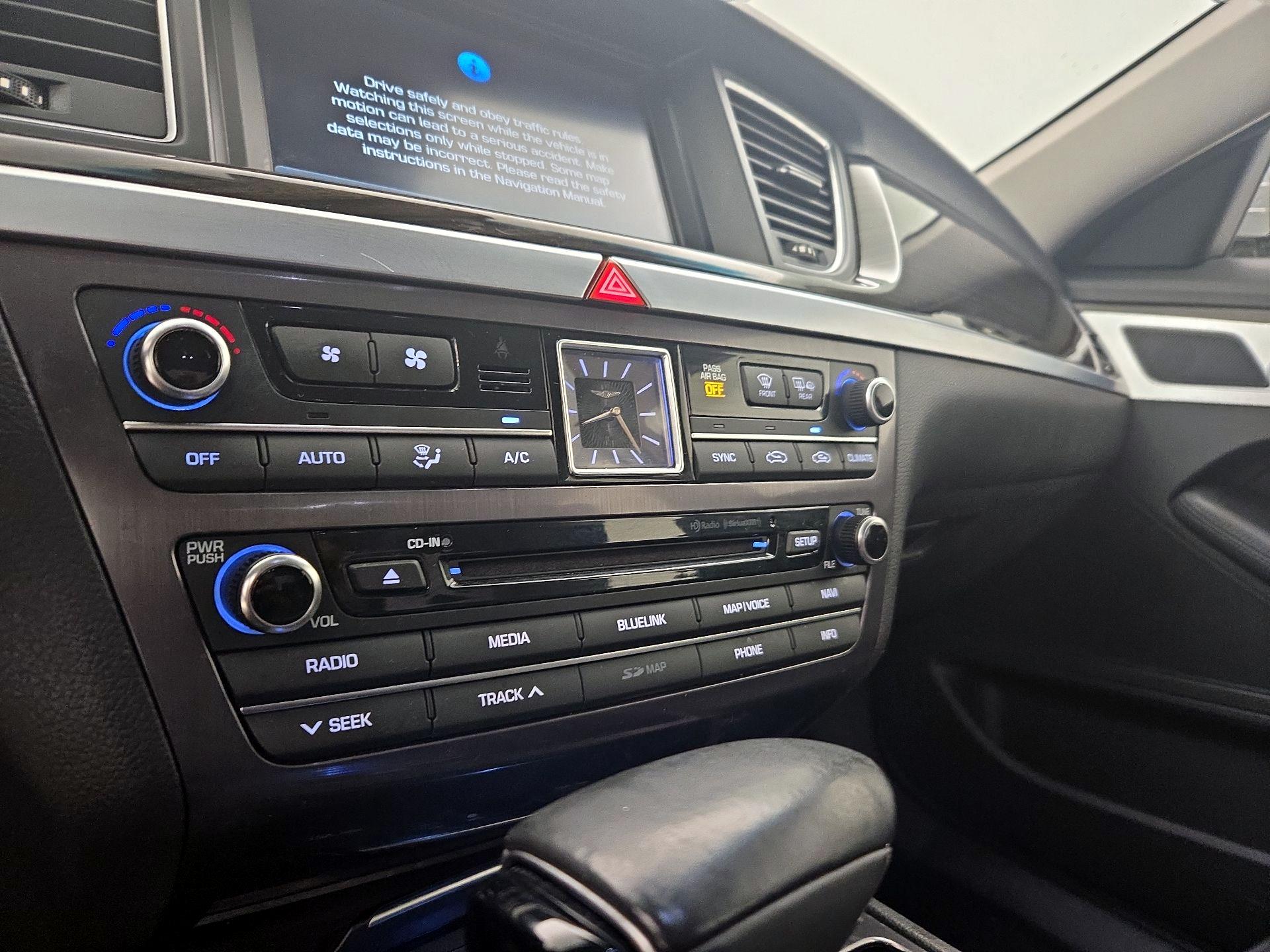 Thumbnail: 2018 Genesis G80 - 16