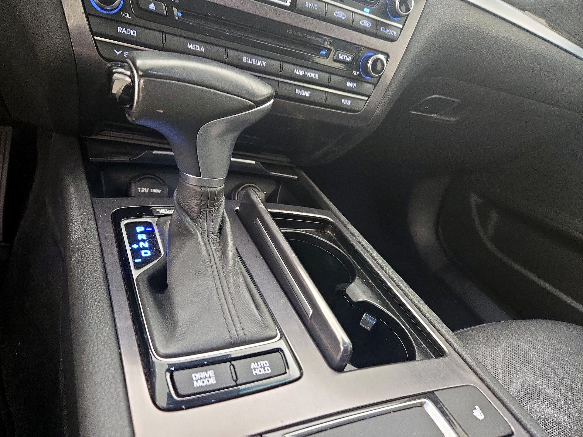 Thumbnail: 2018 Genesis G80 - 17