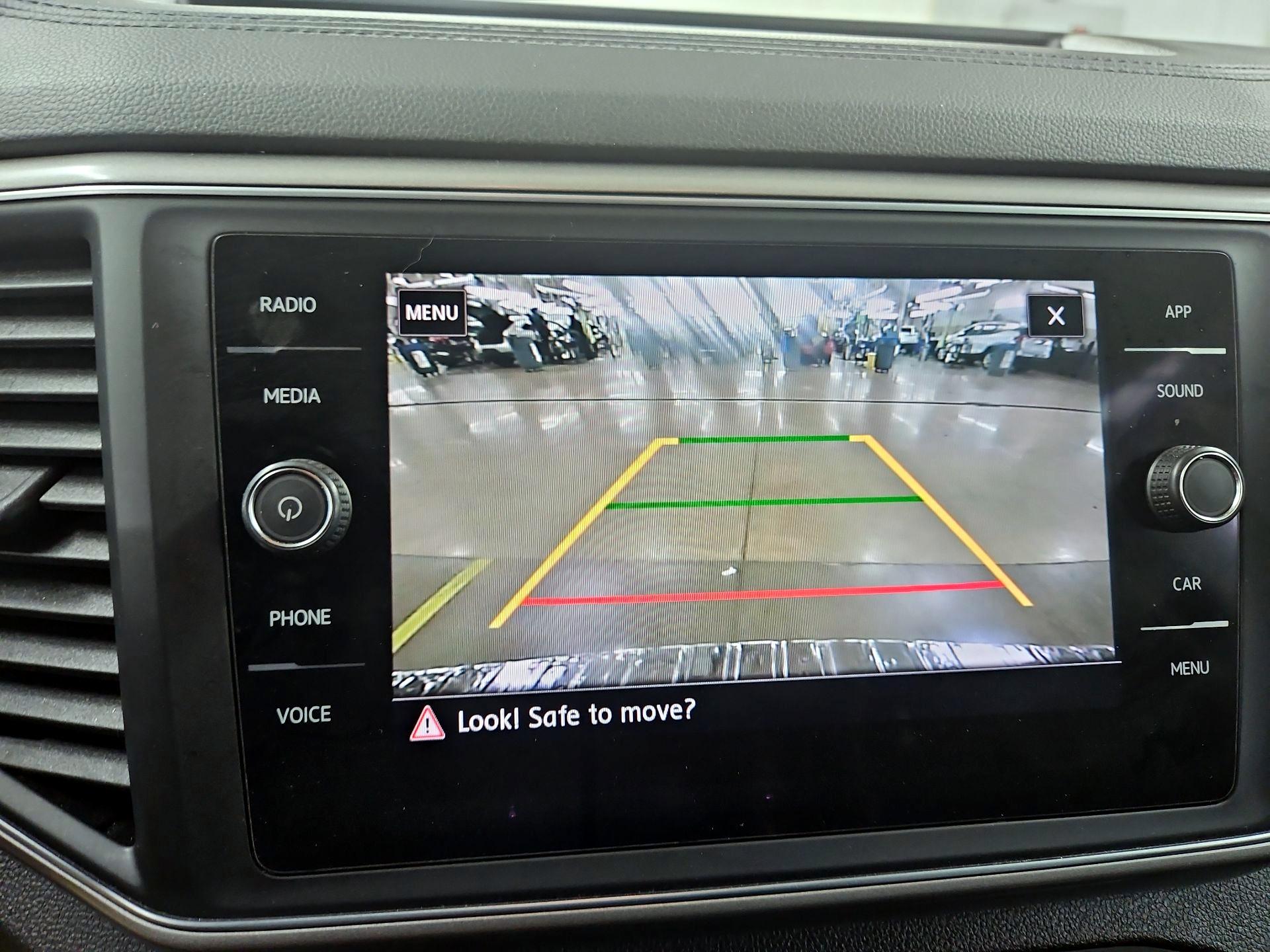 Thumbnail: 2019 Volkswagen Atlas - 14