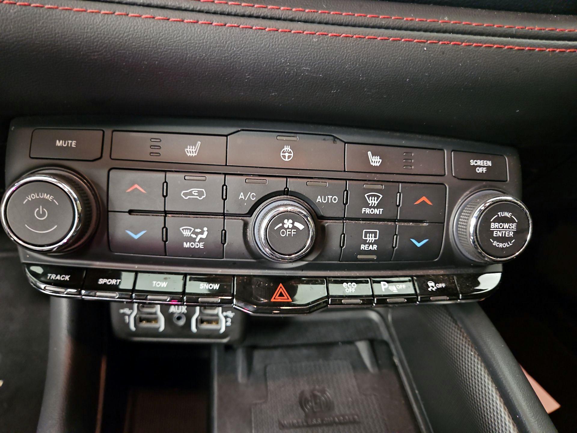 Thumbnail: 2023 Dodge Durango - 17