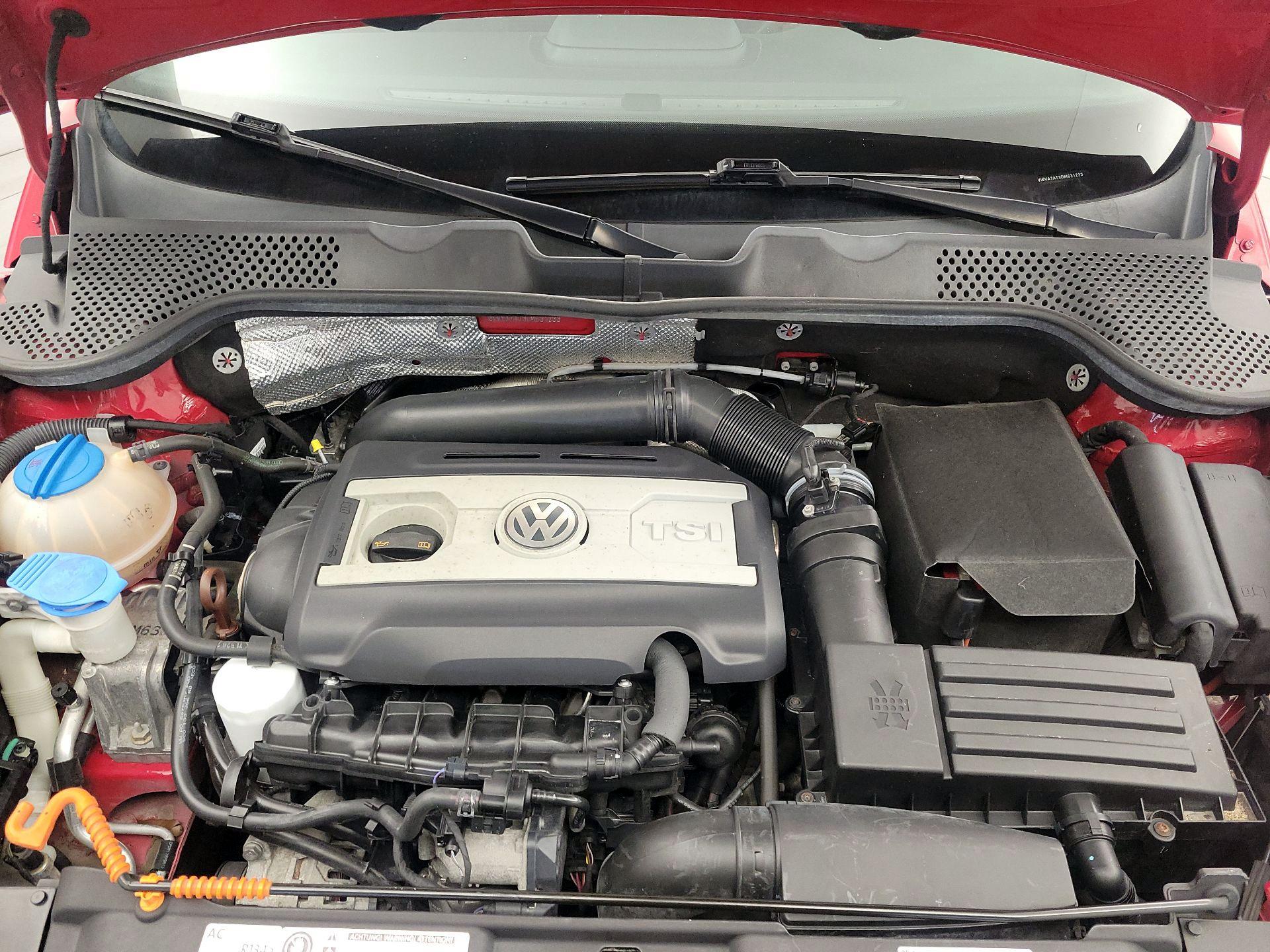 Thumbnail: 2013 Volkswagen Beetle - 20