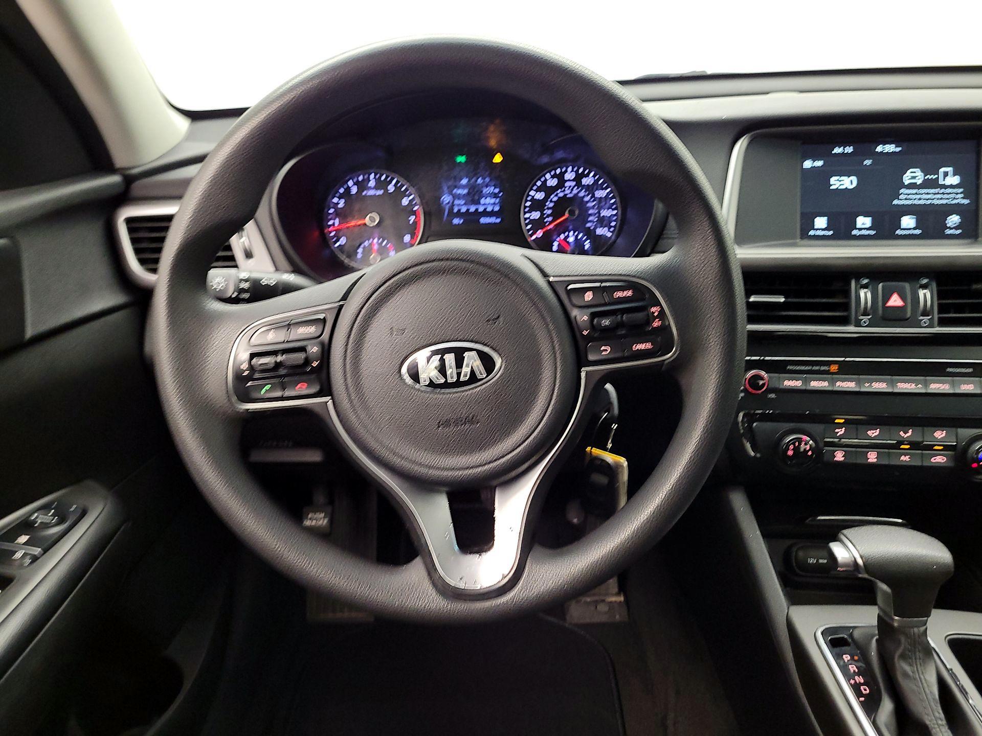 Thumbnail: 2018 Kia Optima - 10