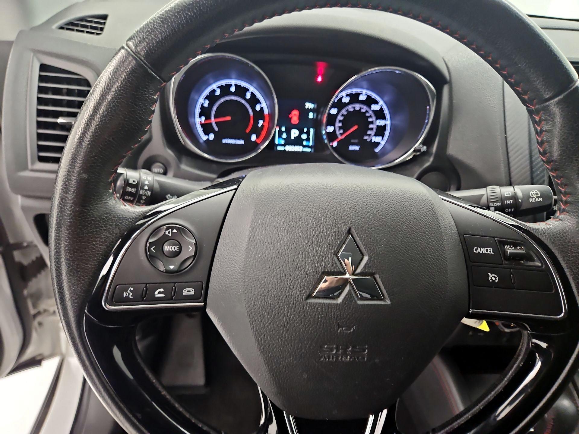 Thumbnail: 2018 Mitsubishi Outlander Sport - 10