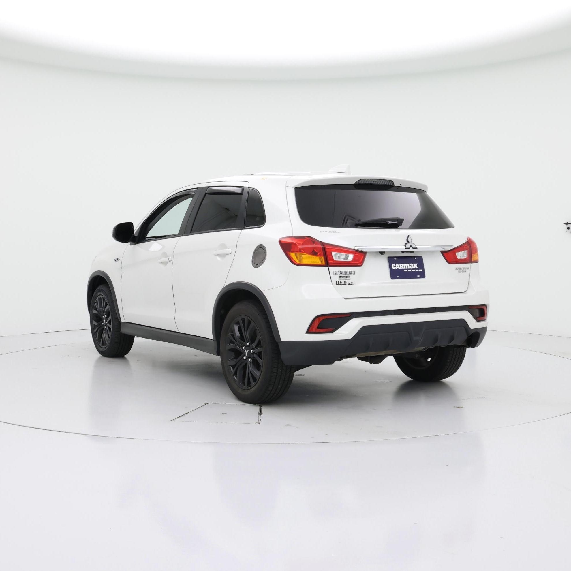 Thumbnail: 2018 Mitsubishi Outlander Sport - 2