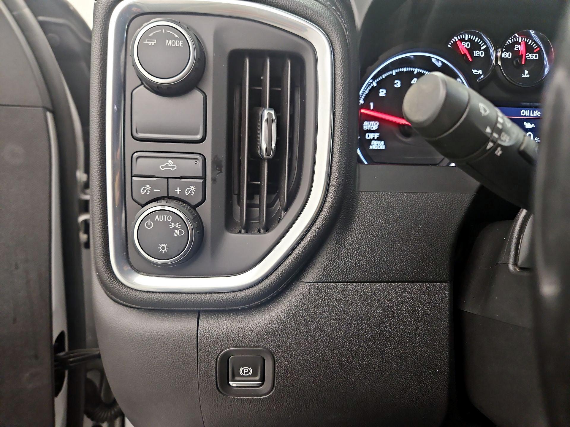 Thumbnail: 2021 Chevrolet Silverado 1500 - 13