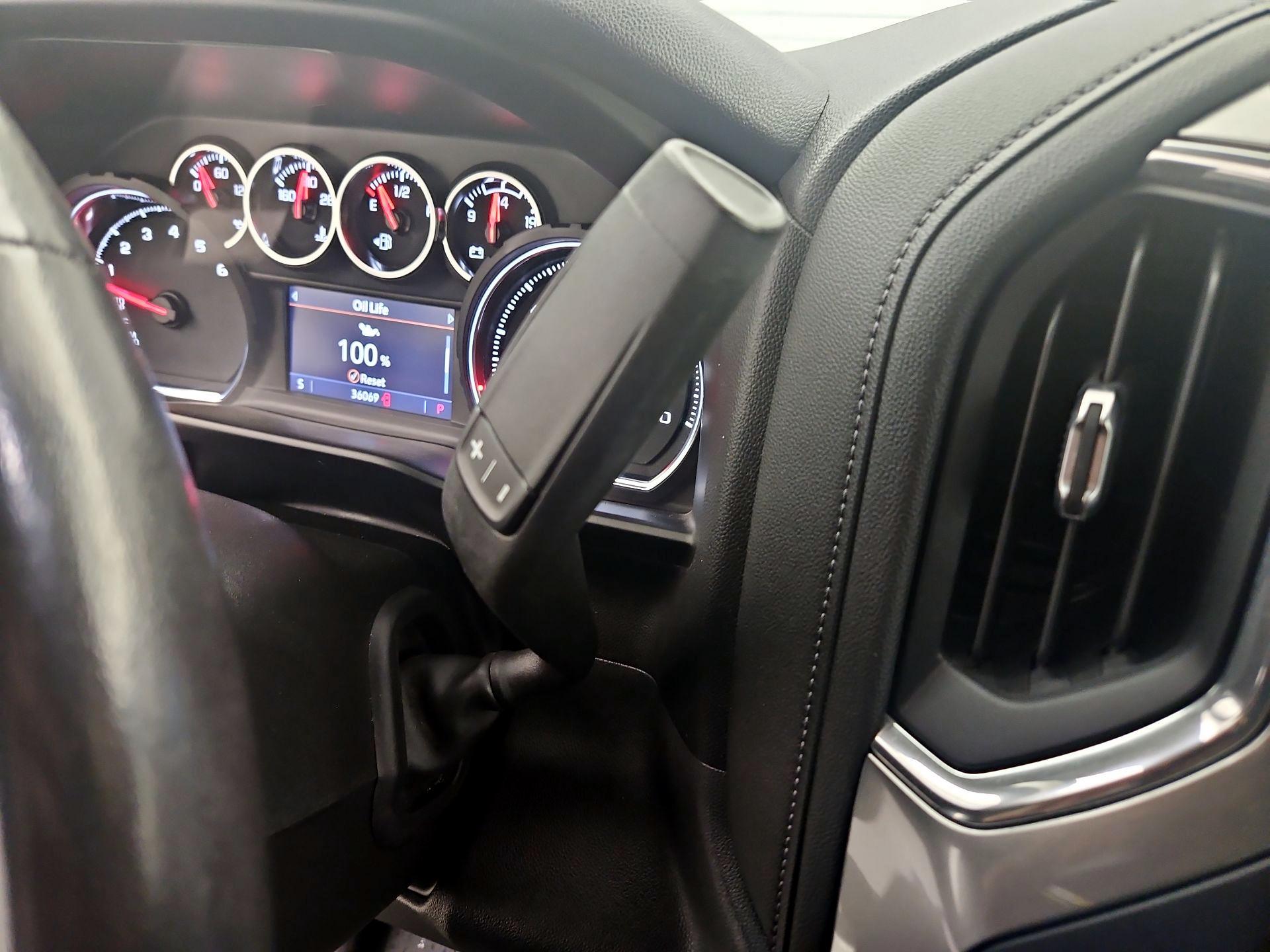 Thumbnail: 2021 Chevrolet Silverado 1500 - 17
