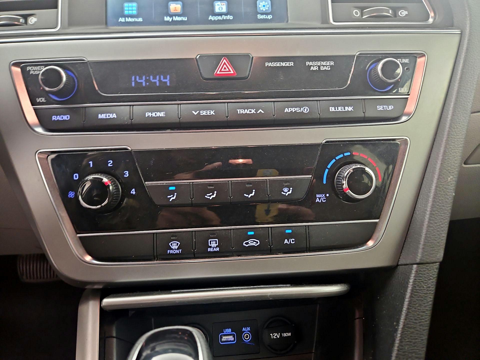 Thumbnail: 2017 Hyundai Sonata - 16