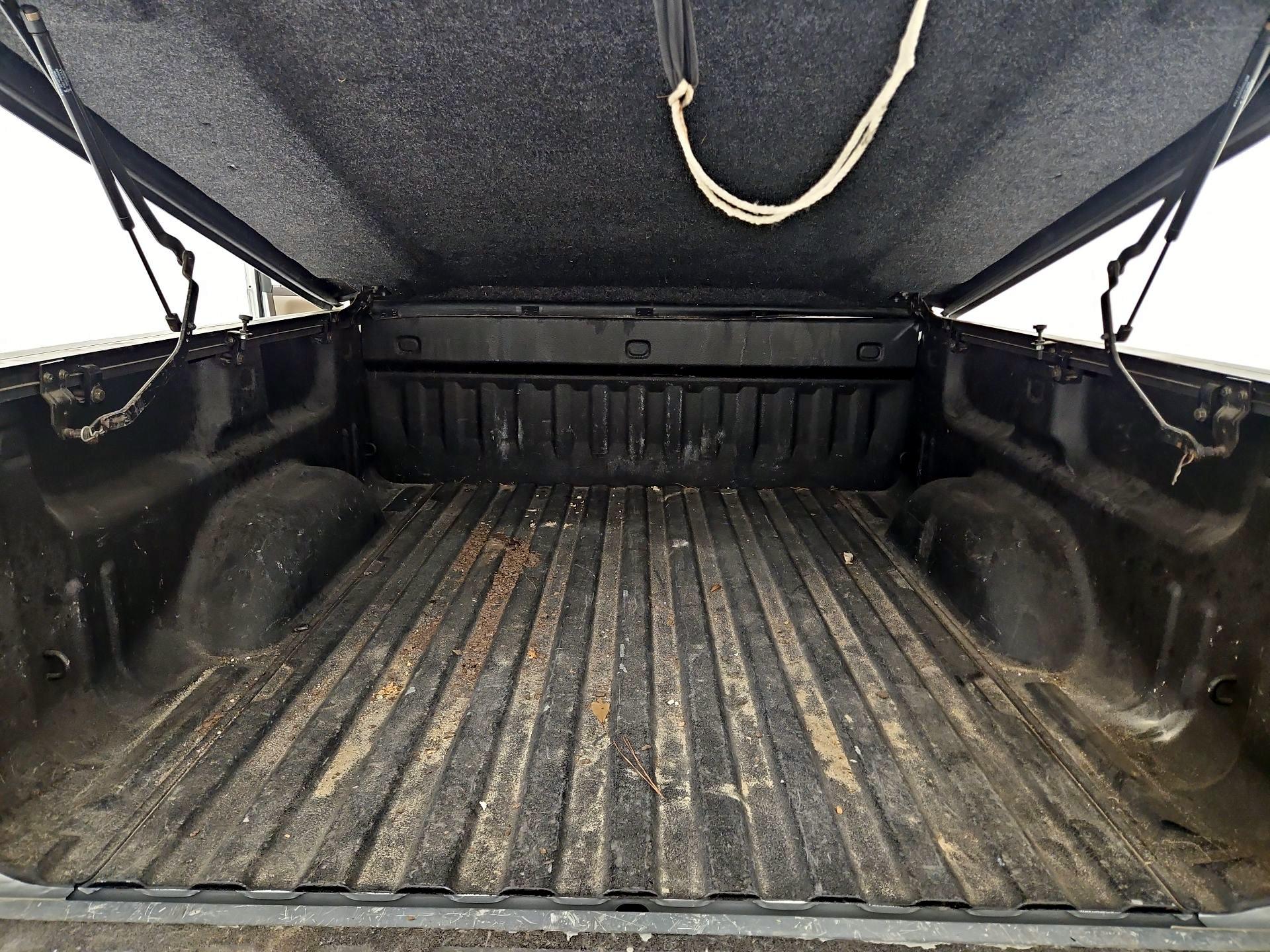 Thumbnail: 2016 Chevrolet Silverado 1500 - 20