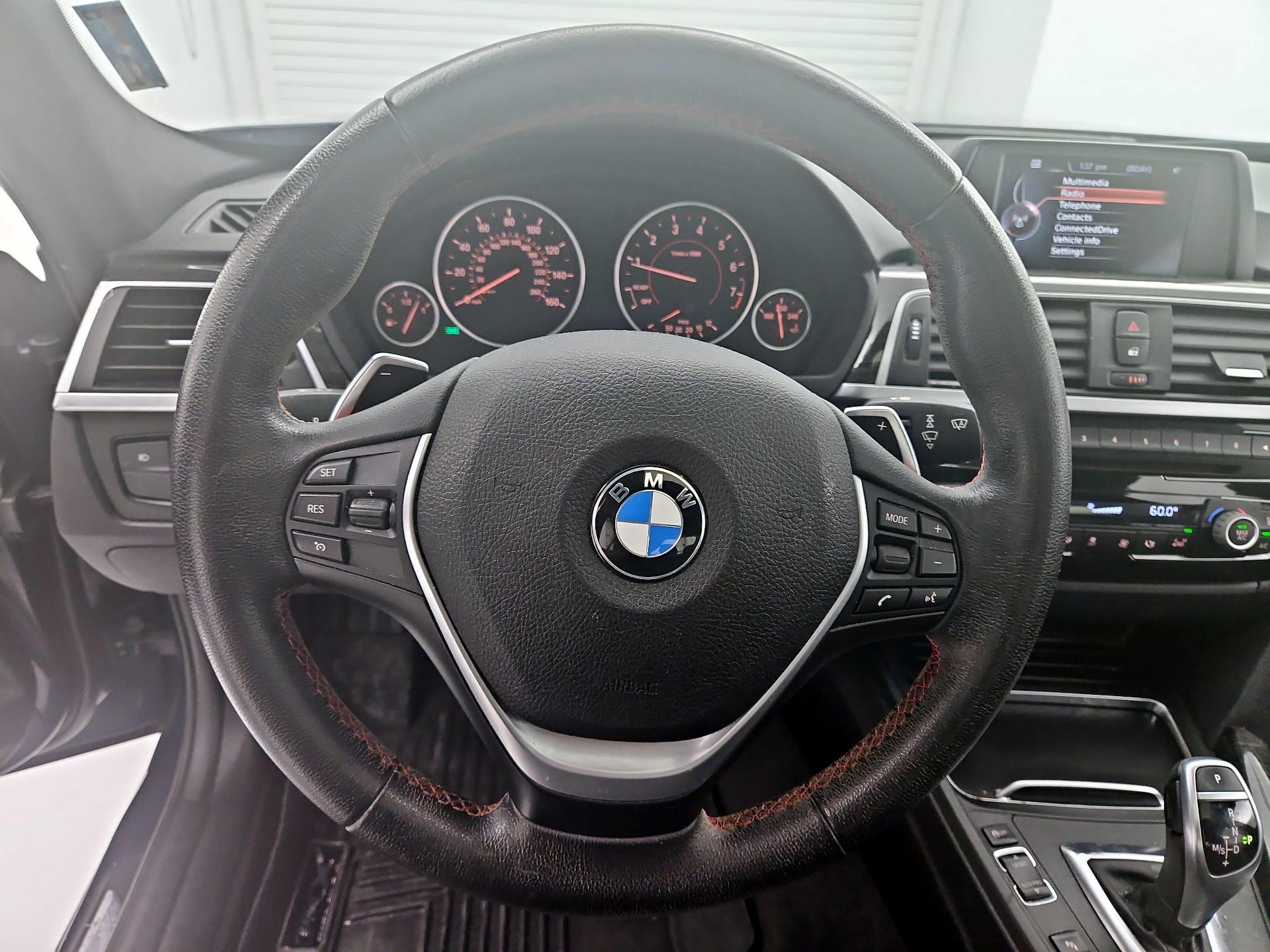 Thumbnail: 2017 BMW 3 Series - 10